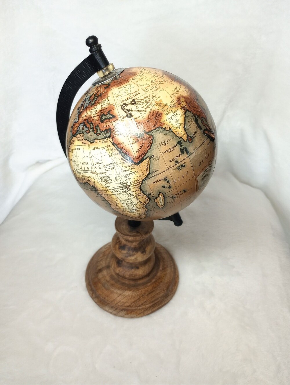 Scholarly 11" World Globe Metal Meridian Wooden Base Desk D'art Light Academia